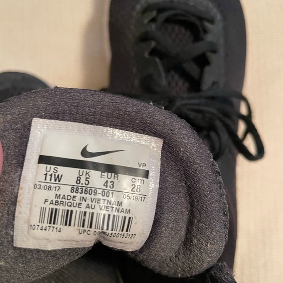 Nike sneakers - Picture 4 of 4